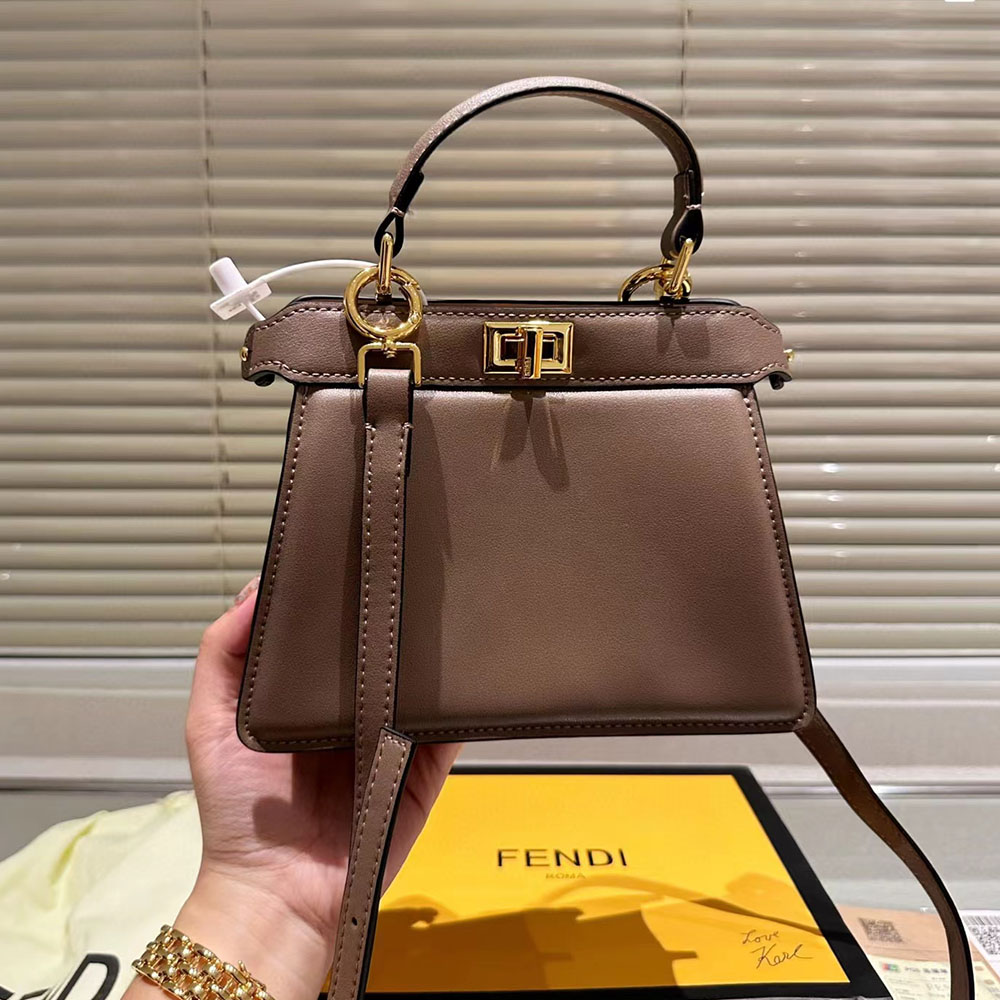 FENDI Peekaboo ISeeU Bag Small(Replica)