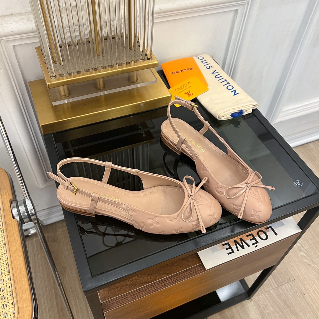 TOP Louis Vuitton LV Bow Embossed Logo Round Toe Flat Mules - 2 Color