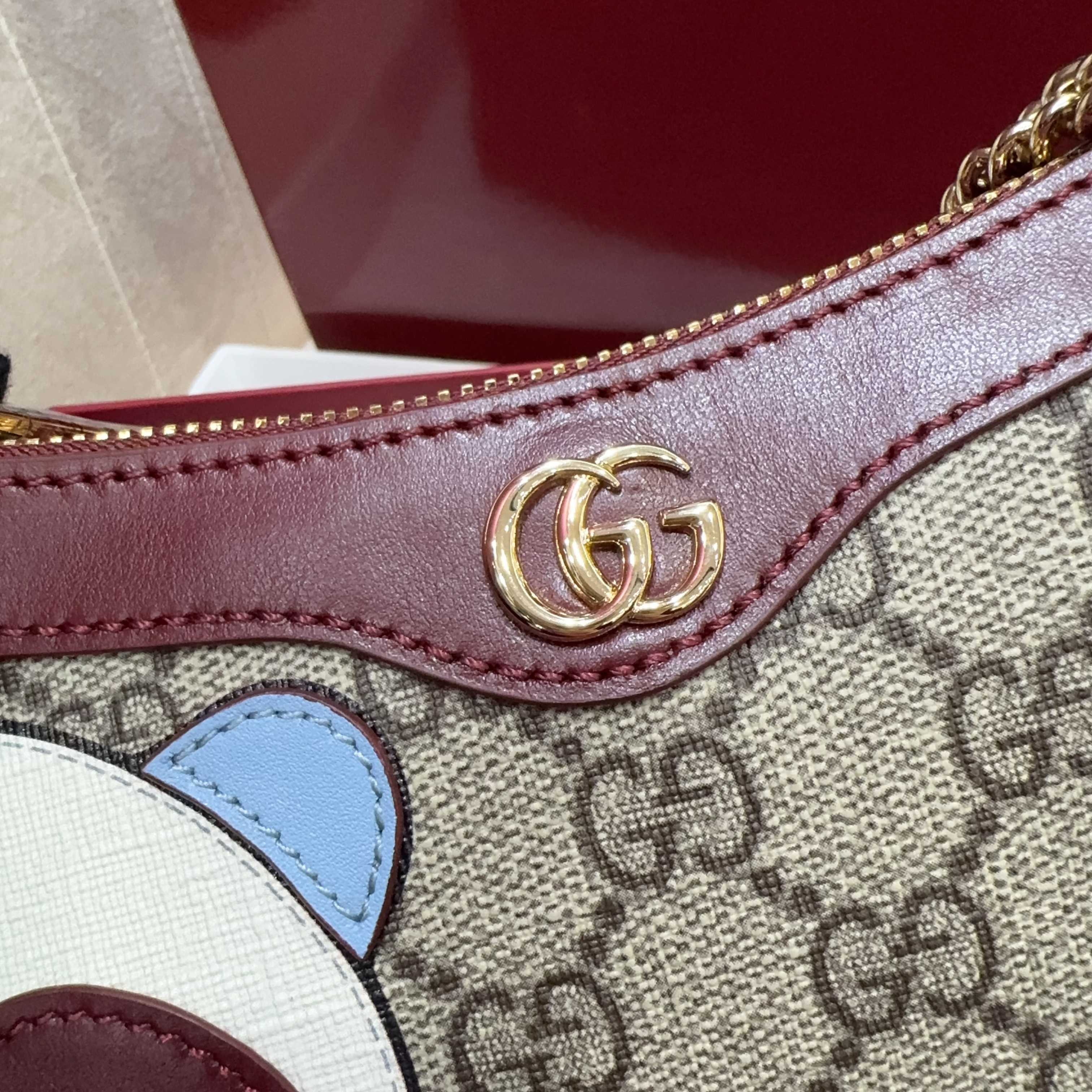 TOP GUCCI Children's Series Chain Bag 19 x 10 x 3.5CM - Brown