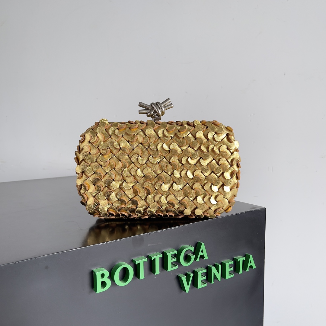TOP Bottega Veneta BV BV Knot Weave Evening Bag 20.5 CM