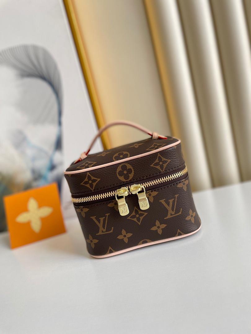 TOP Louis Vuitton LV Mini Vanity Case 20x13.5x12cm - Brown