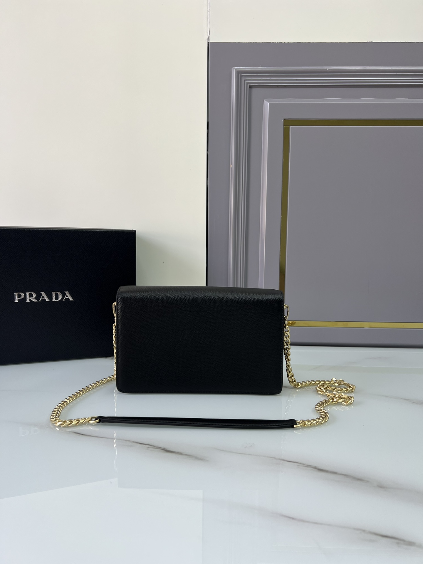 TOP PRADA New Messenger Saffiano Leather Bag 21.5x14x4 cm - Black