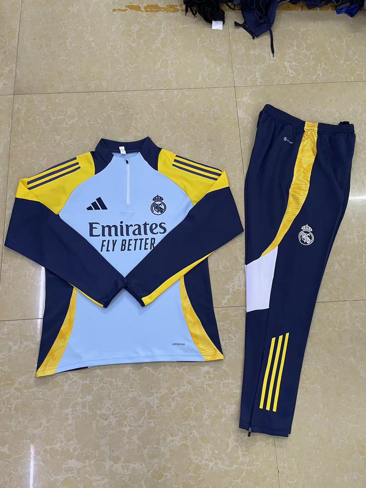 2024-25 Real Madrid Grey Football Half Pull Training Suit