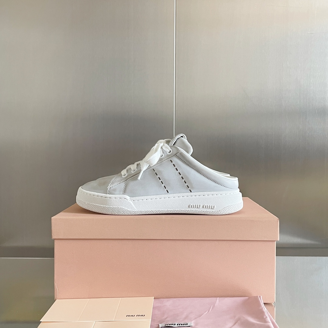 TOP Miu Miu Vintage Shoes Casual Sneakers