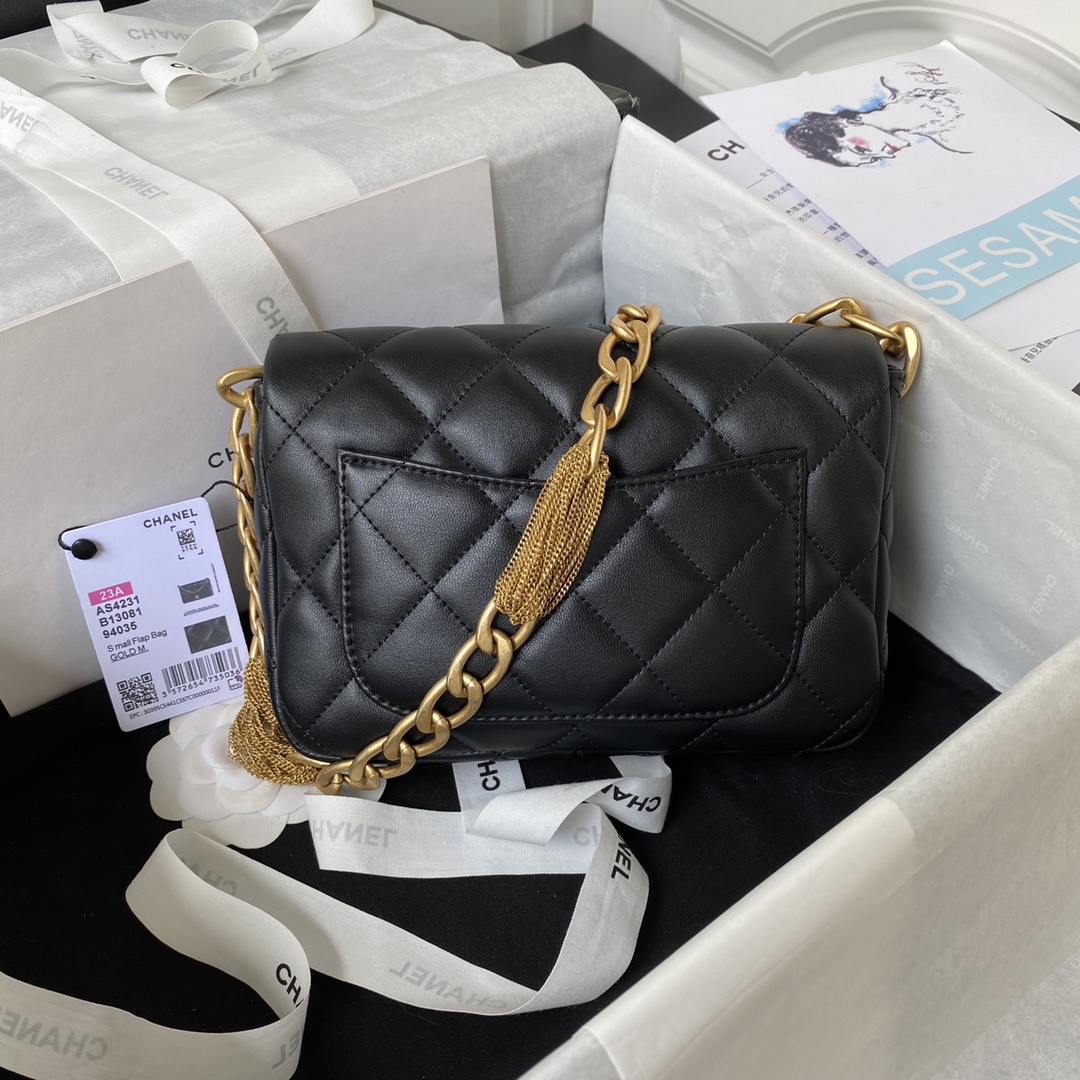 TOP CHANEL Classic Tassel Flap Bag 17*21*6cm -Black&GHW
