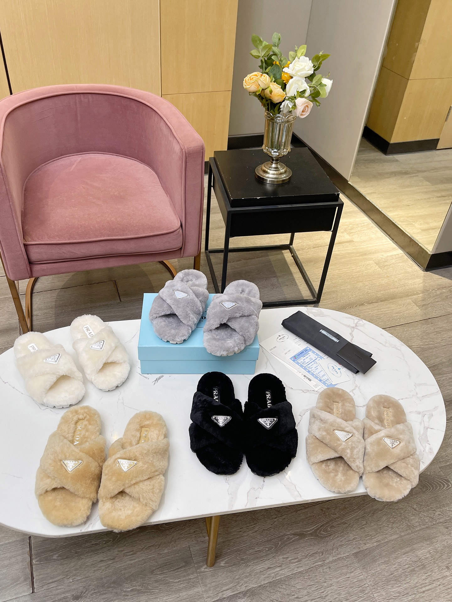 TOP PRADA Pure Lamb Wool Material Slippers - 5 Color