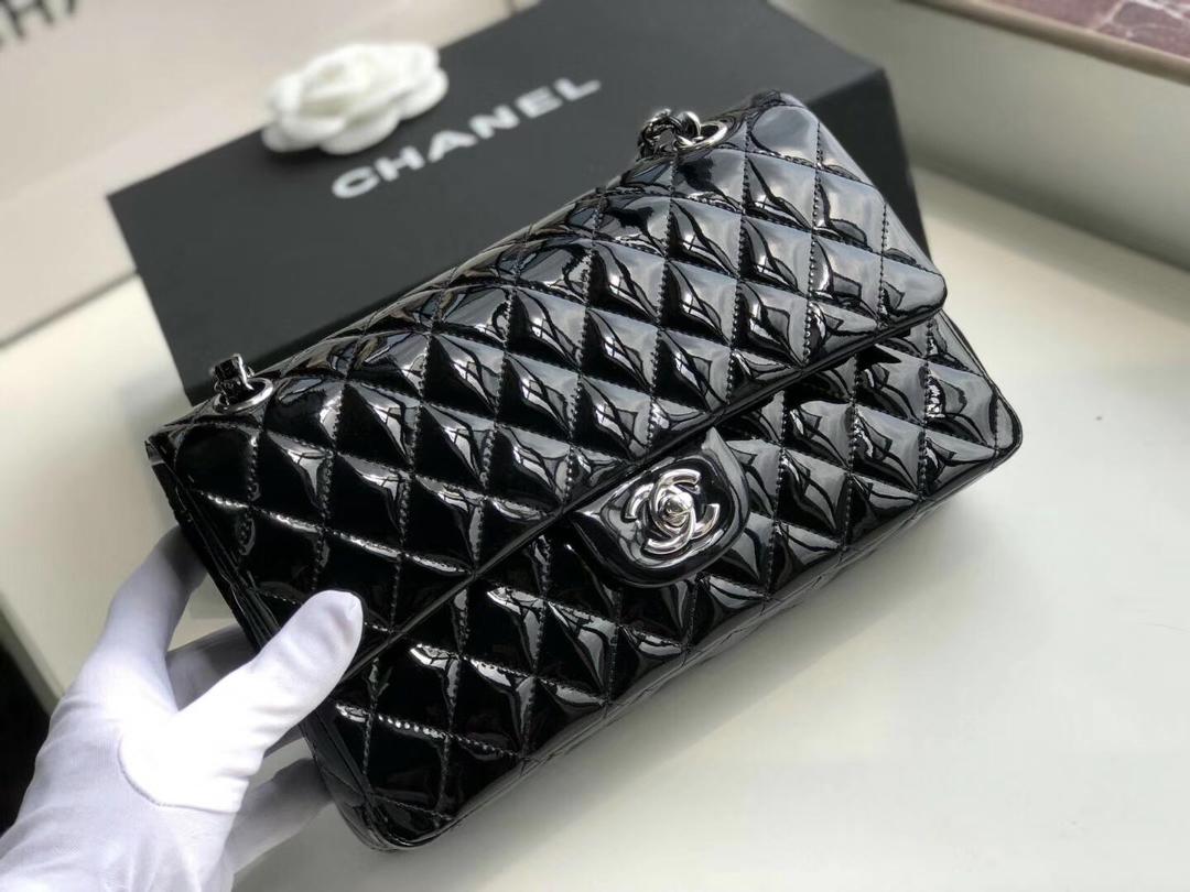 TOP CHANEL Classic Flap Bag Patent Medium 25.5cm - Black & SHW