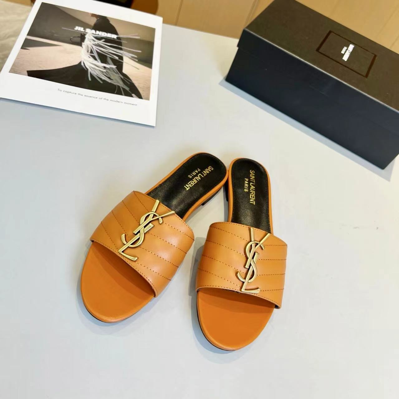 YSL Saint Laurent Gold Label Slippers (Replica)
