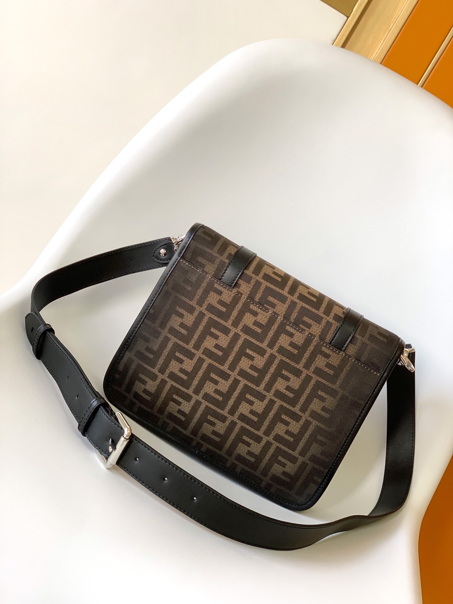 TOP FENDI Fabric Quality Messenger Package 20.5×7×24cm