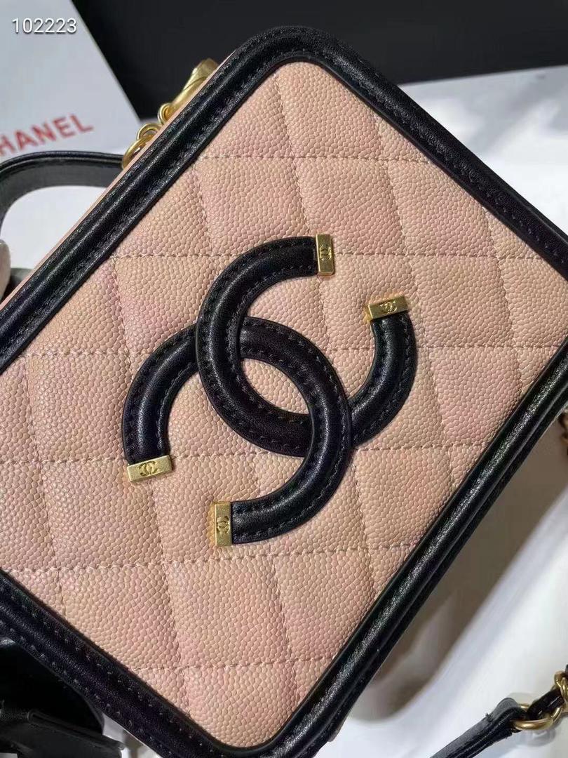 TOP CHANEL Vanity Case Bag  Small - Light Pink