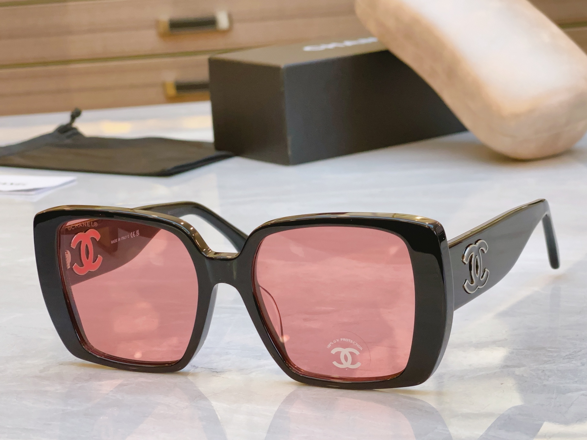 TOP CHANEL Sunglasses - 4 Colors