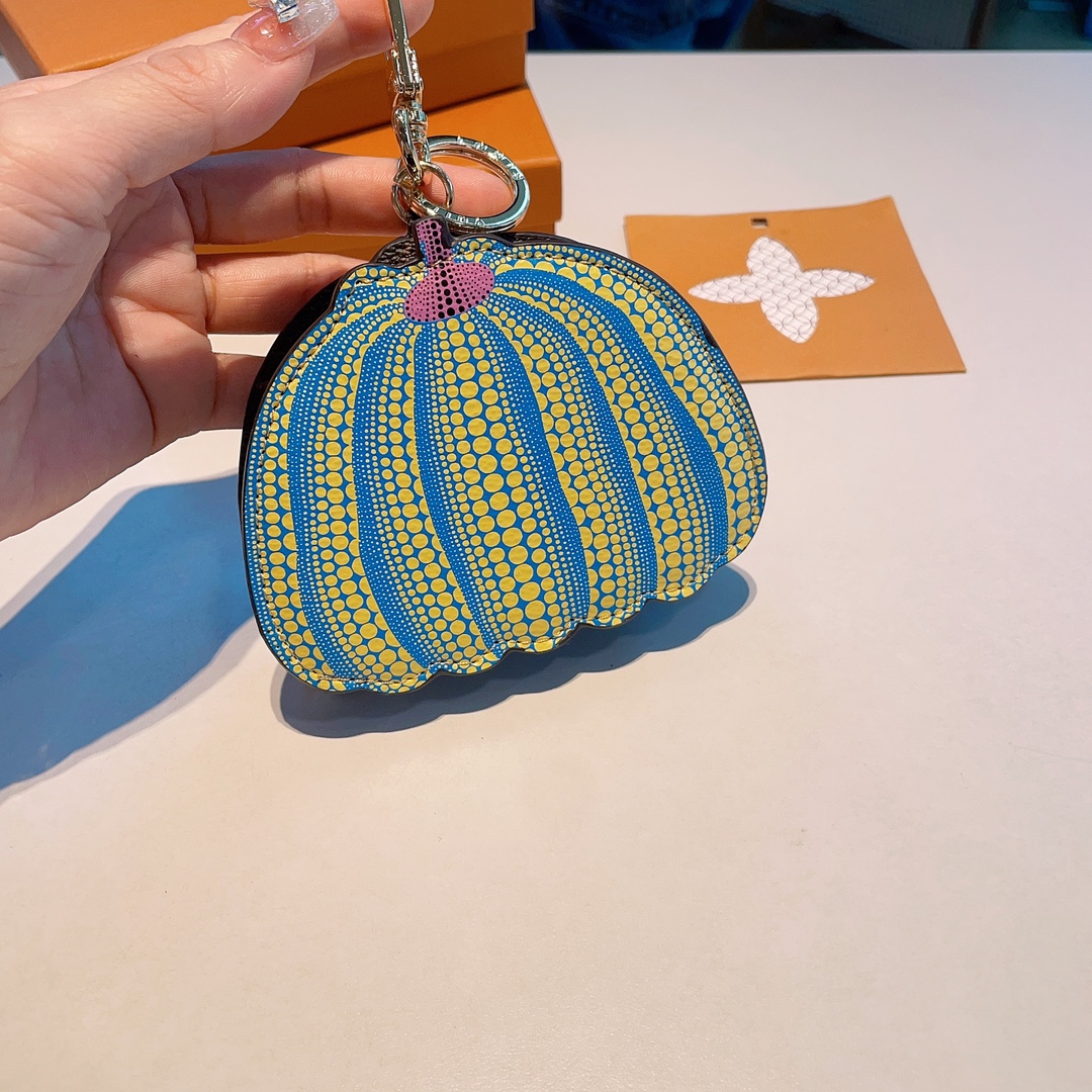 TOP Louis Vuitton LV Pumpkin Pods Bag/Keychain - Monogram