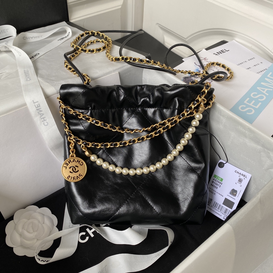 TOP CHANEL 23S Mini 22 Bag - GHW - Black