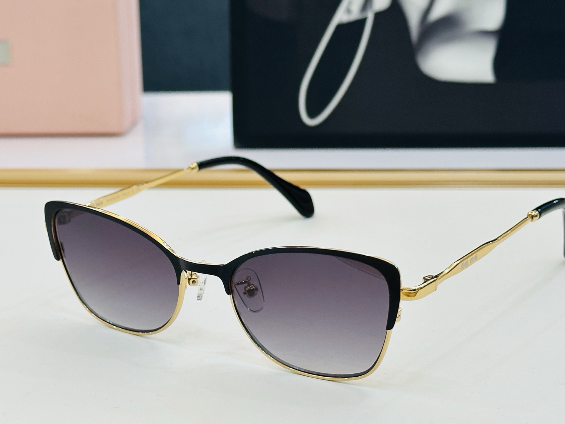 TOP Miu Miu Sunglasses - 8 Colors