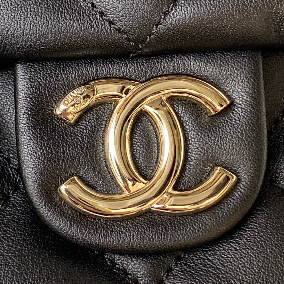 TOP CHANEL Hobo New Hippie Hobo 37×29.5×13cm -GHW- Black
