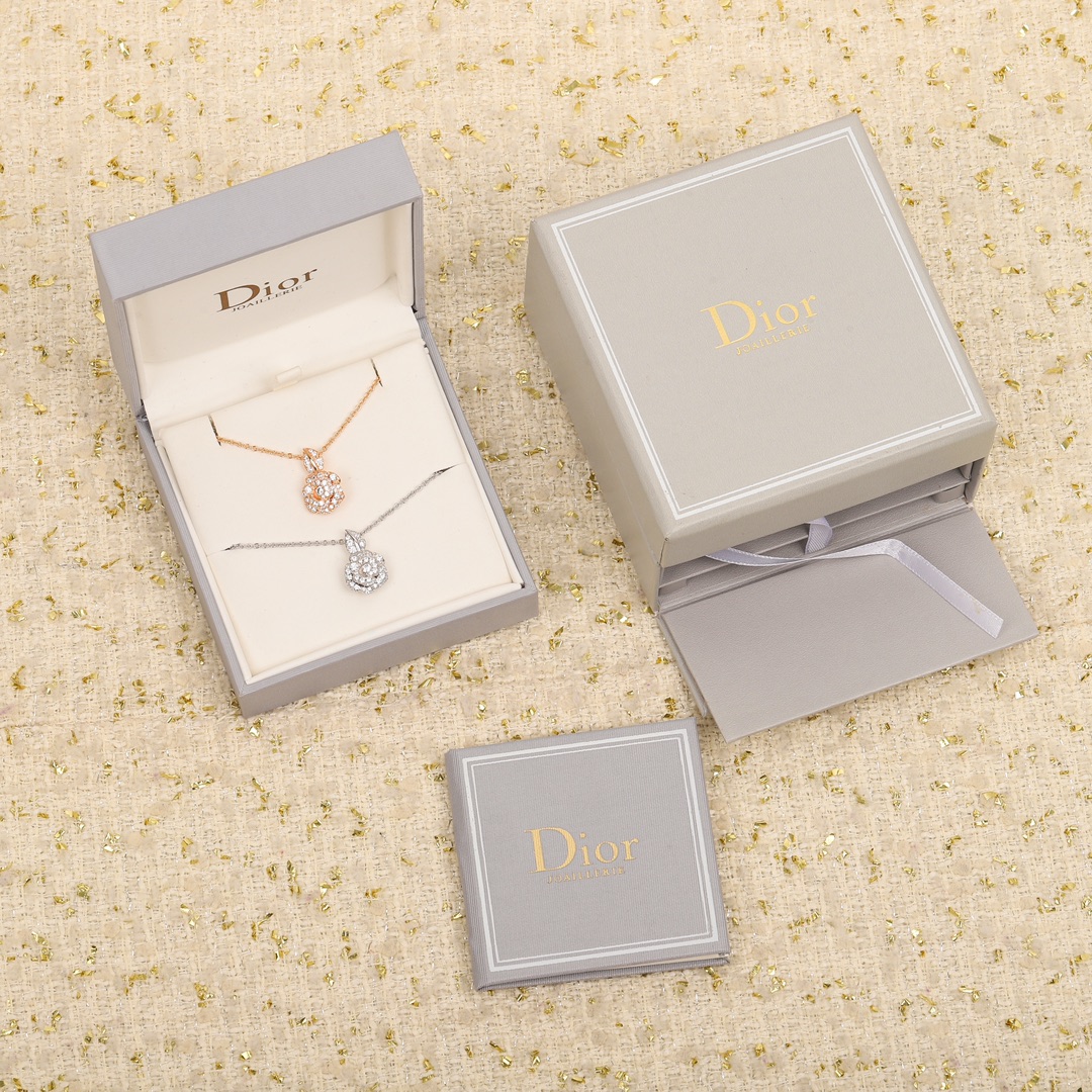 TOP Christian Dior 30 Montaigne small rose necklace