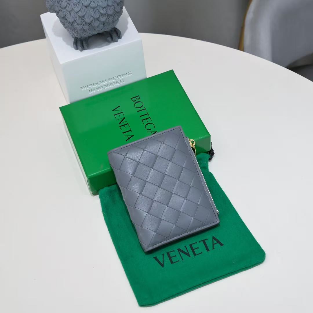 Bottega Veneta Intrecciato Small Bi-Fold Wallet (Replica)