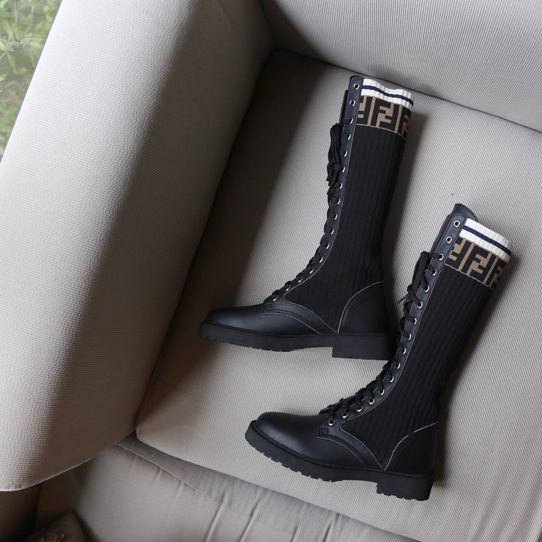 TOP FENDI FF Knitted Long Boots - Black