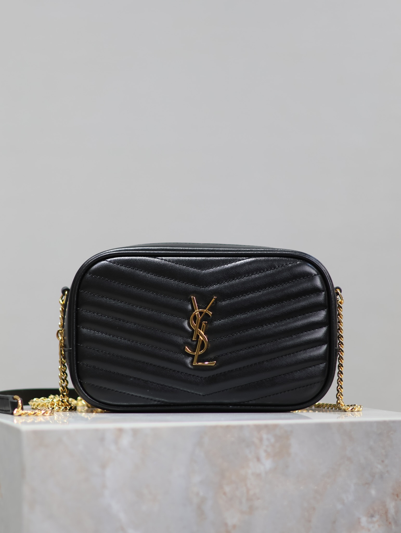 TOP Yves Saint Laurent YSL Lou Mini Camera Bags 18×10×5cm- 5 Types