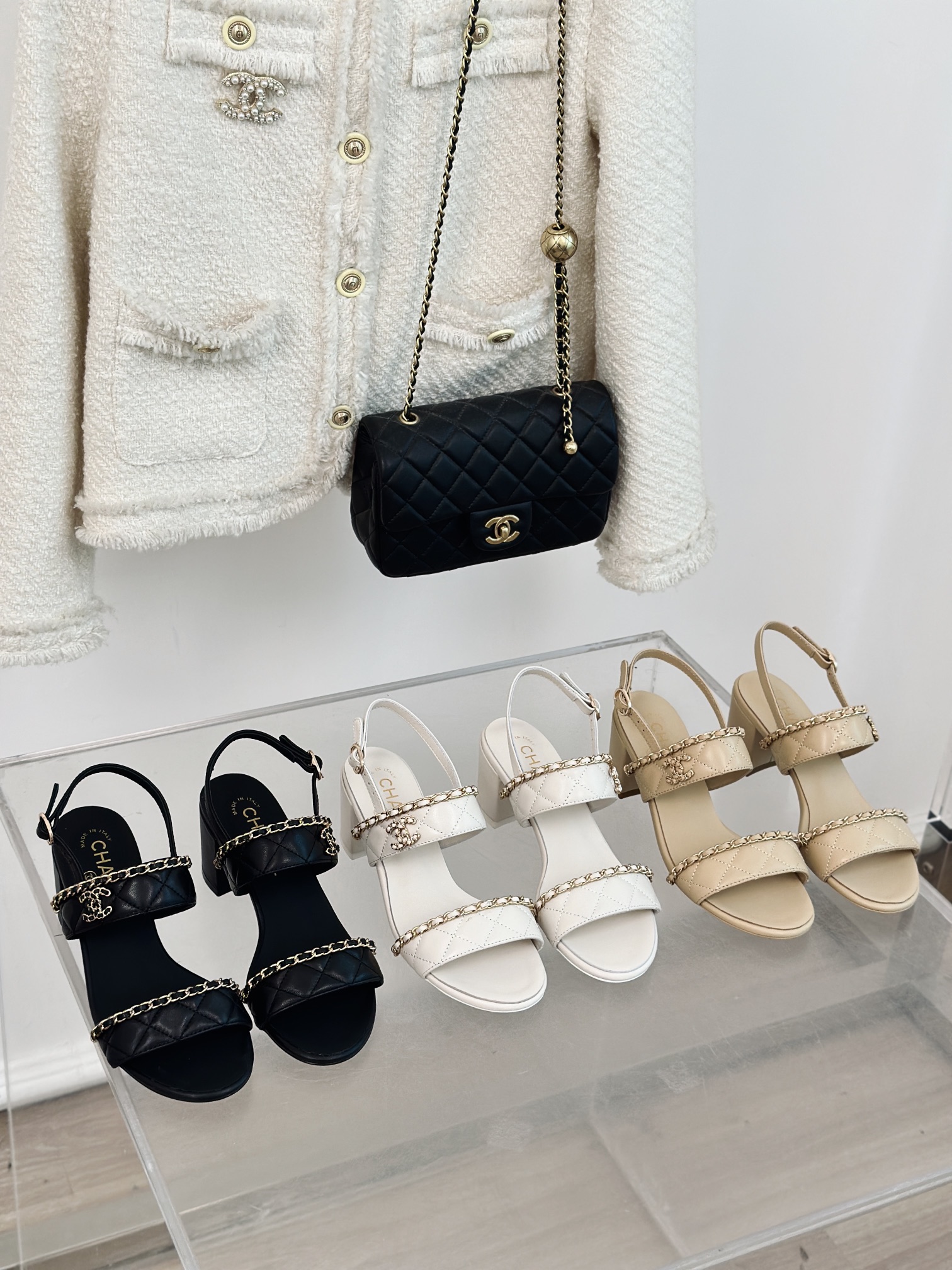 TOP CHANEL CC Chains Pumps - 3 Color