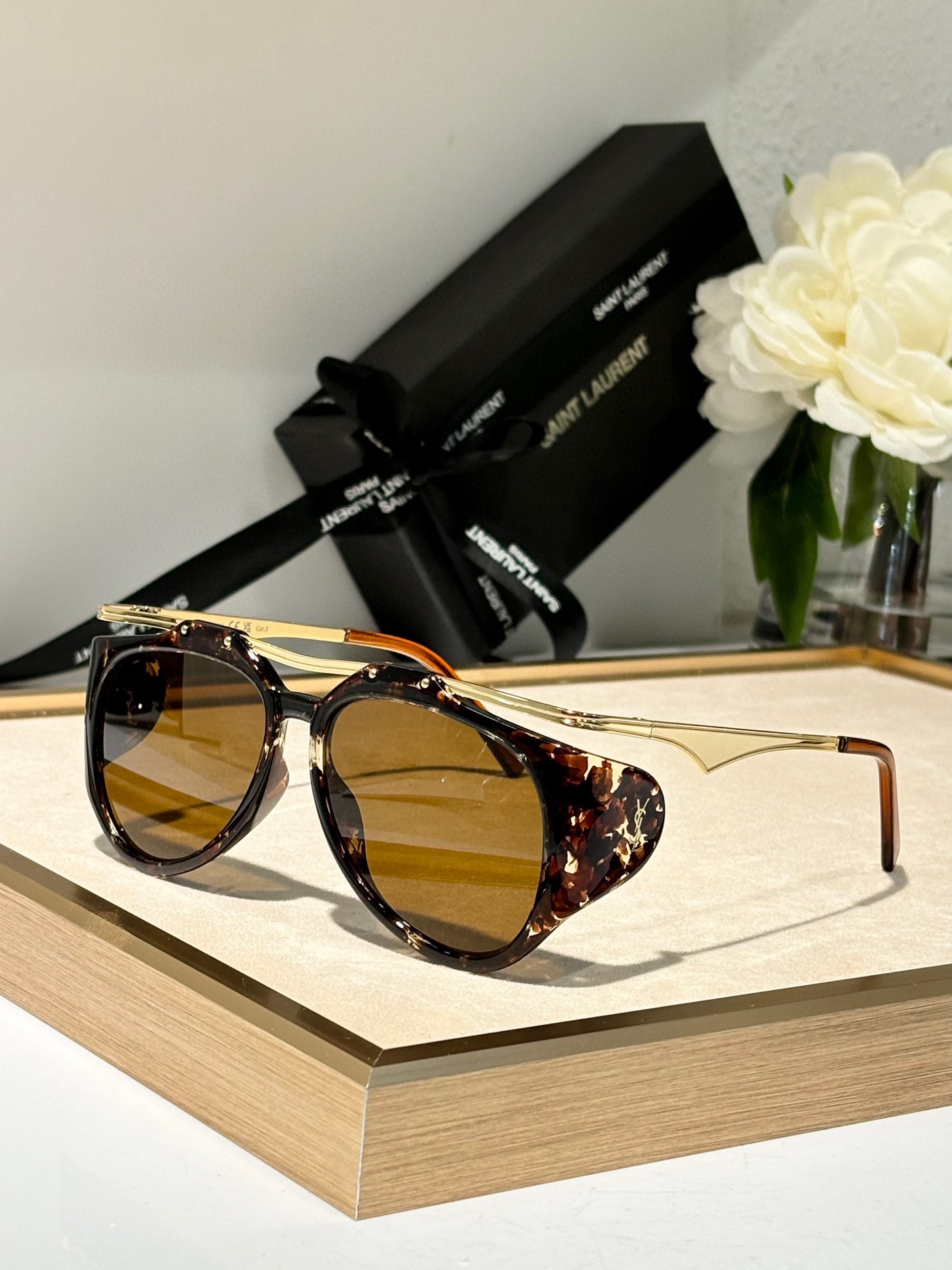 TOP Yves Saint Laurent YSL Sunglasses - 4 Color