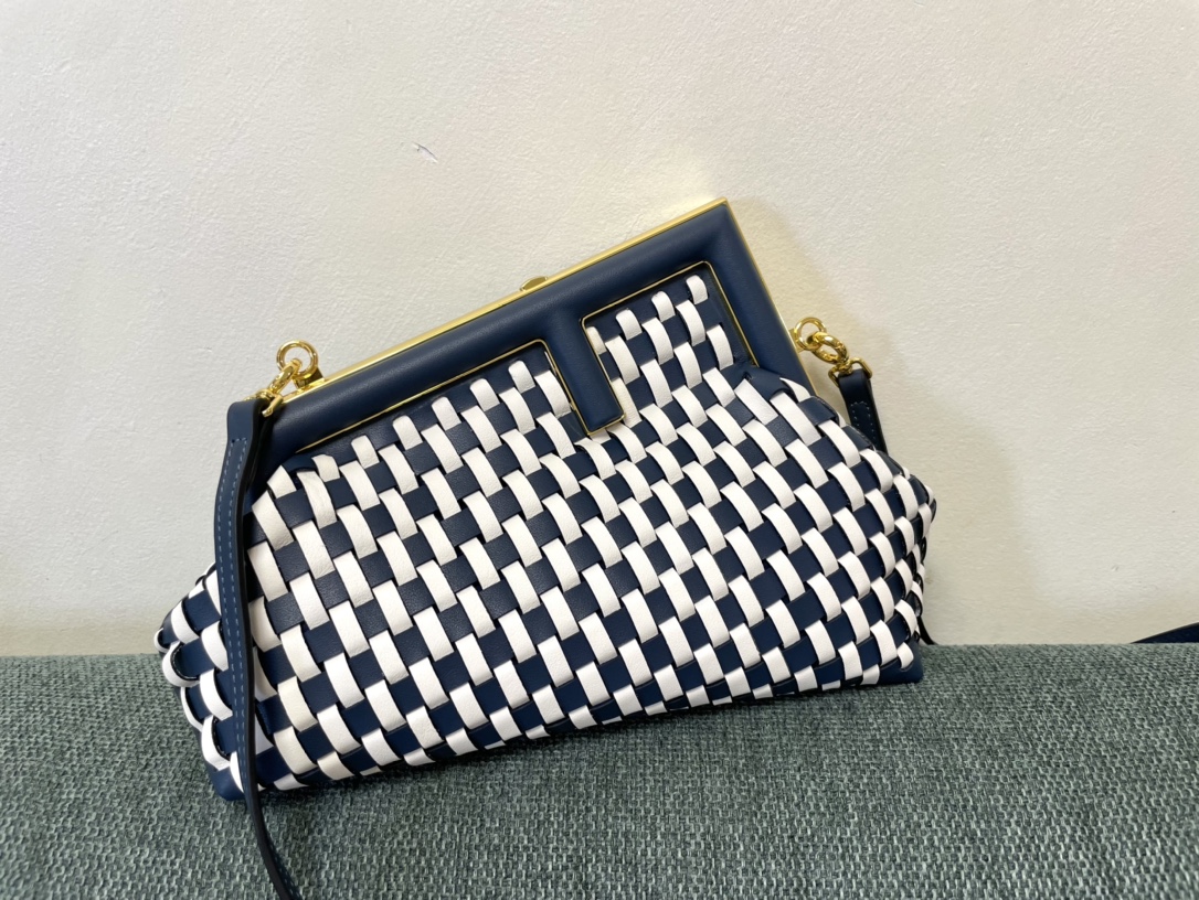 TOP FENDI Leather First Bags 26*9.5*18cm - Blue & White