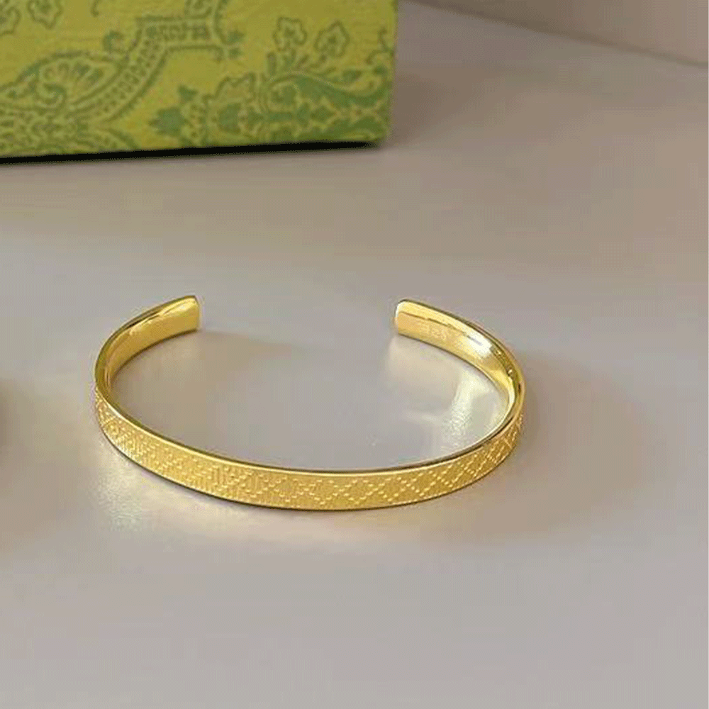 Gucci Diamante cuff bracelet(Replica)