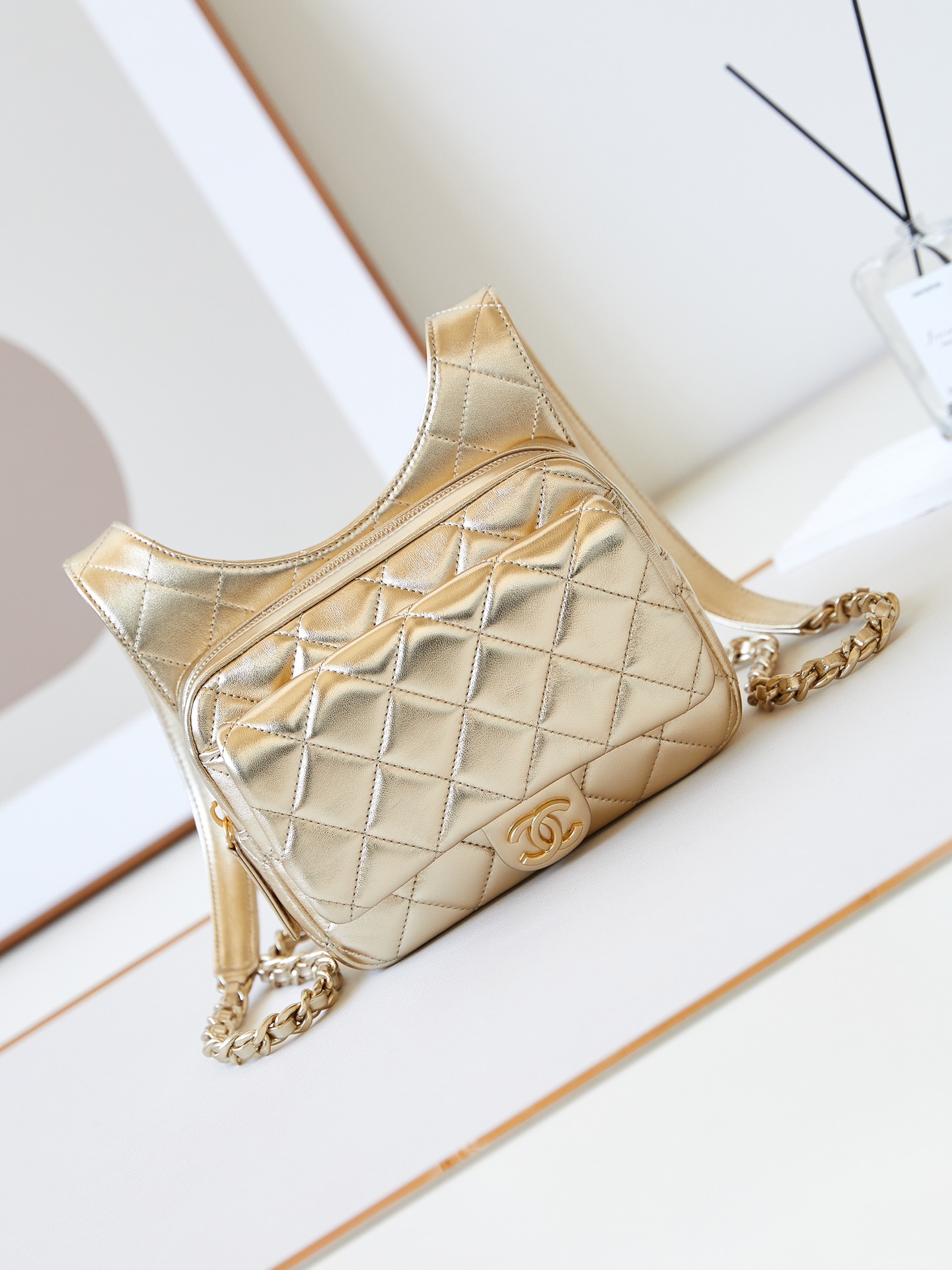 TOP CHANEL Backpack 19x20x5.5cm - 2 Color
