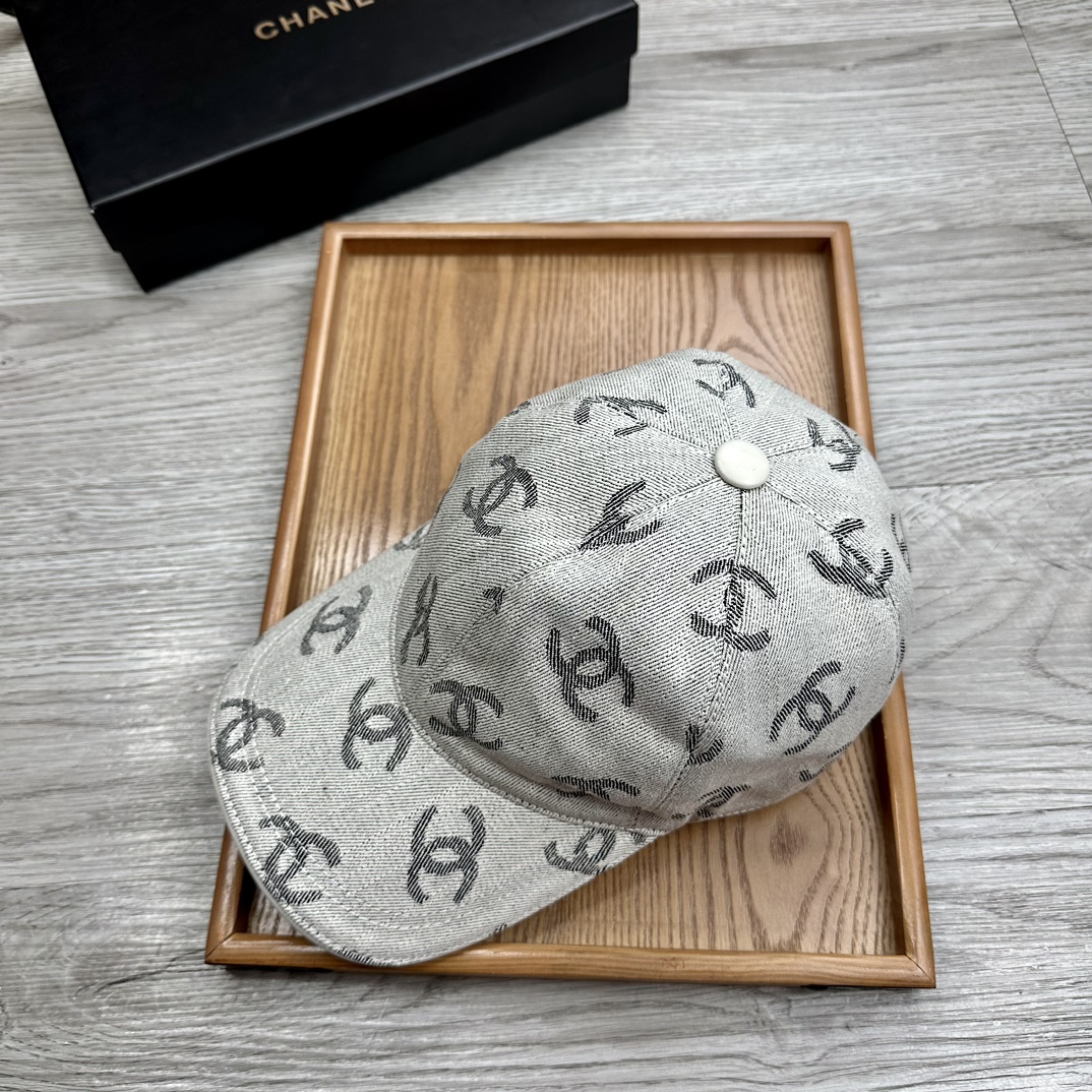 TOP CHANEL Baseball Cap - Gray