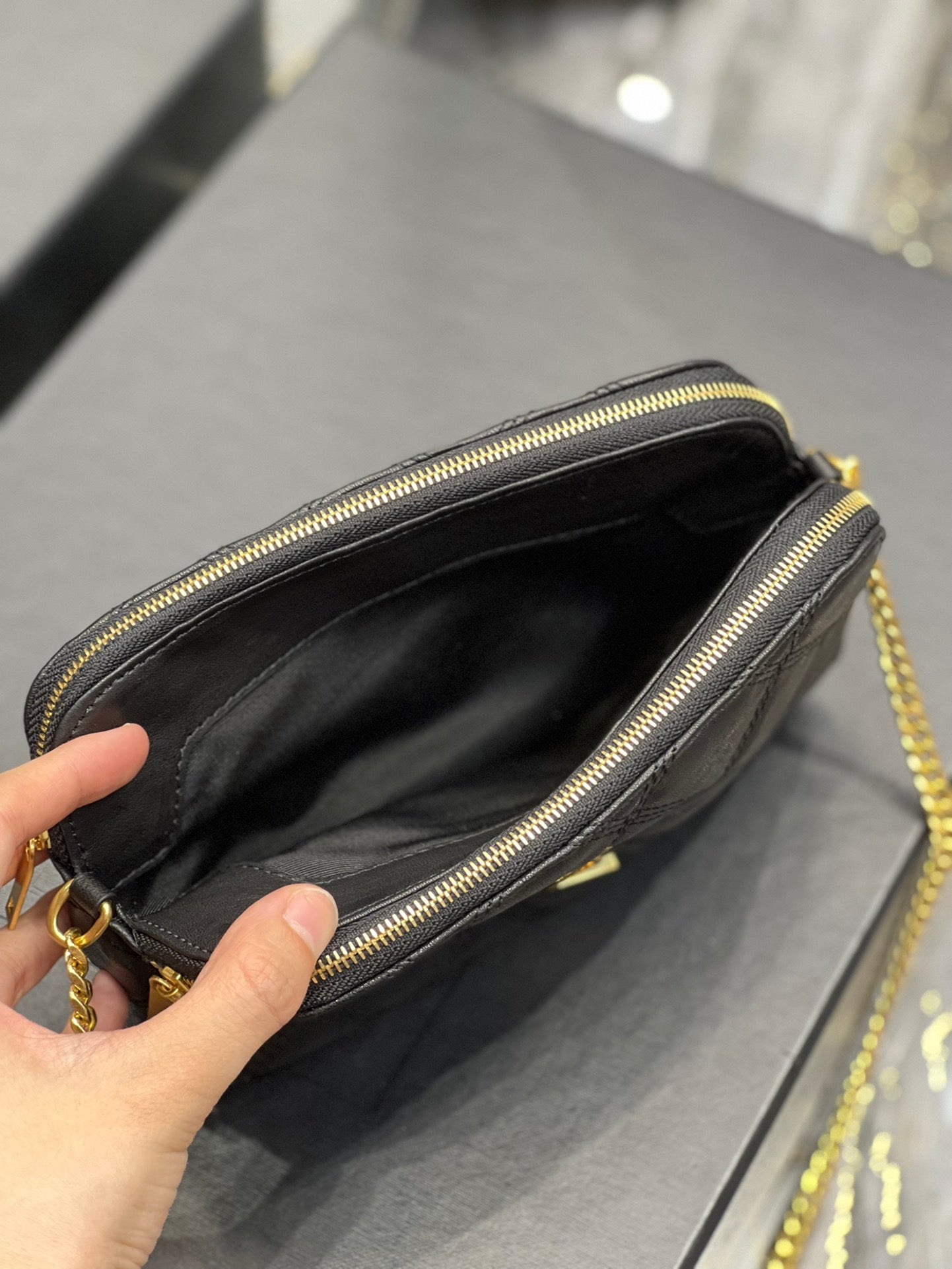TOP Yves Saint Laurent YSL Beckly Double Zip Pouch Bag - Black GHW