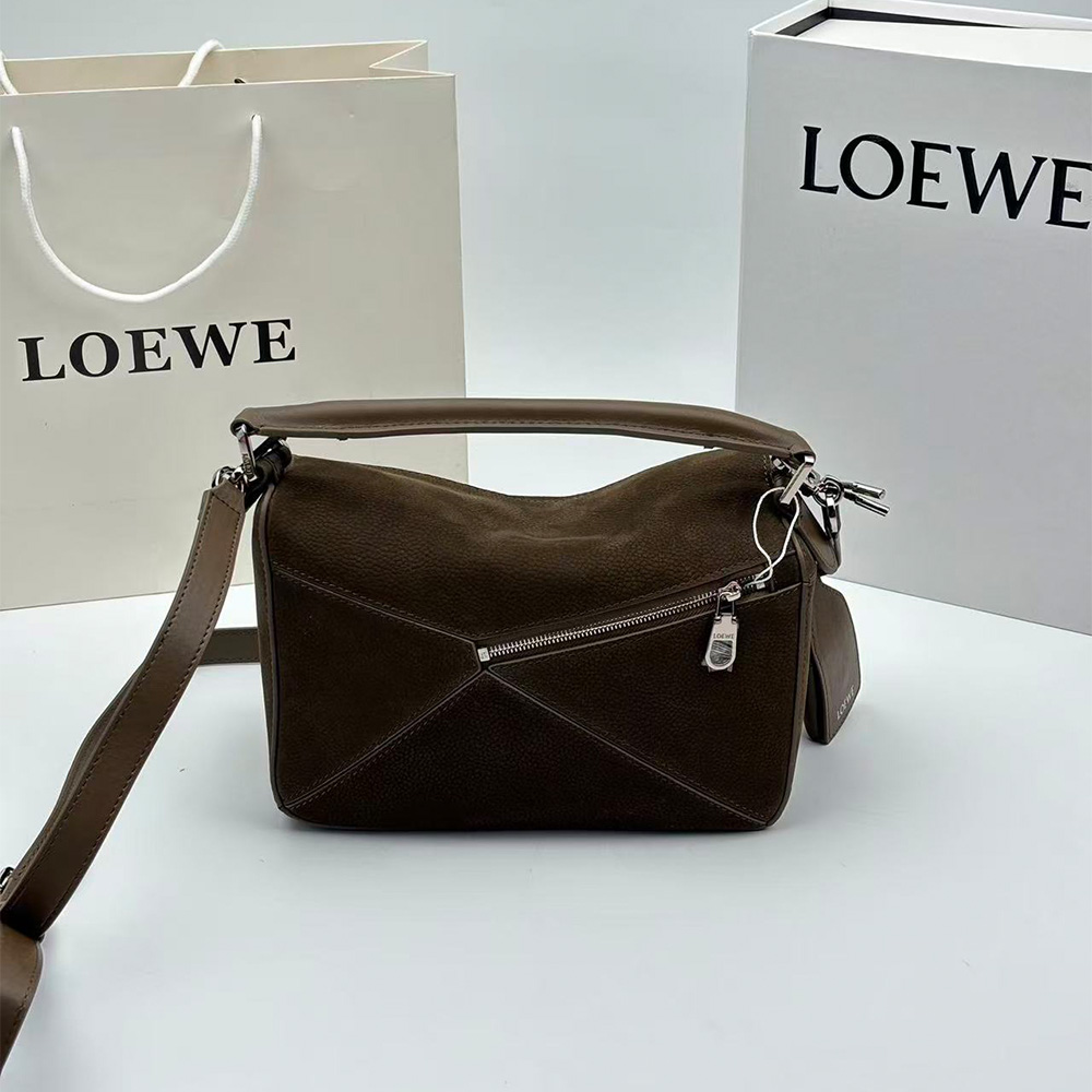 Loewe Small Grained Nubuck Leather Featherlight Puzzle Bag (7A regular version)