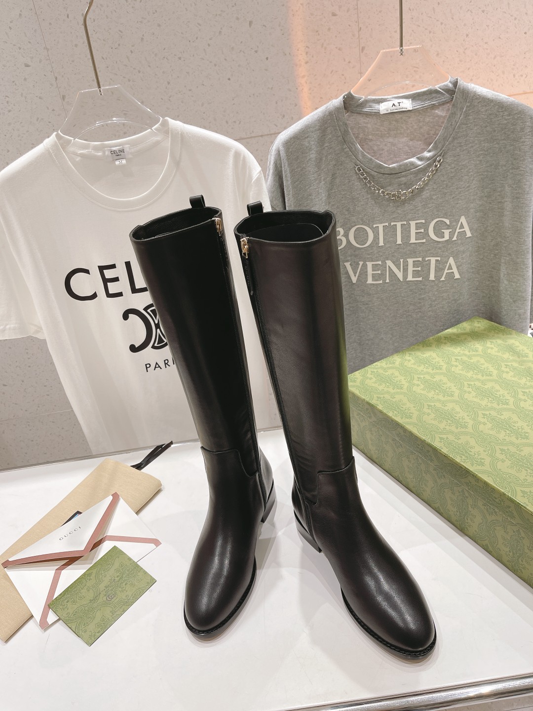 TOP GUCCI Boots Calfskin - 2 Color