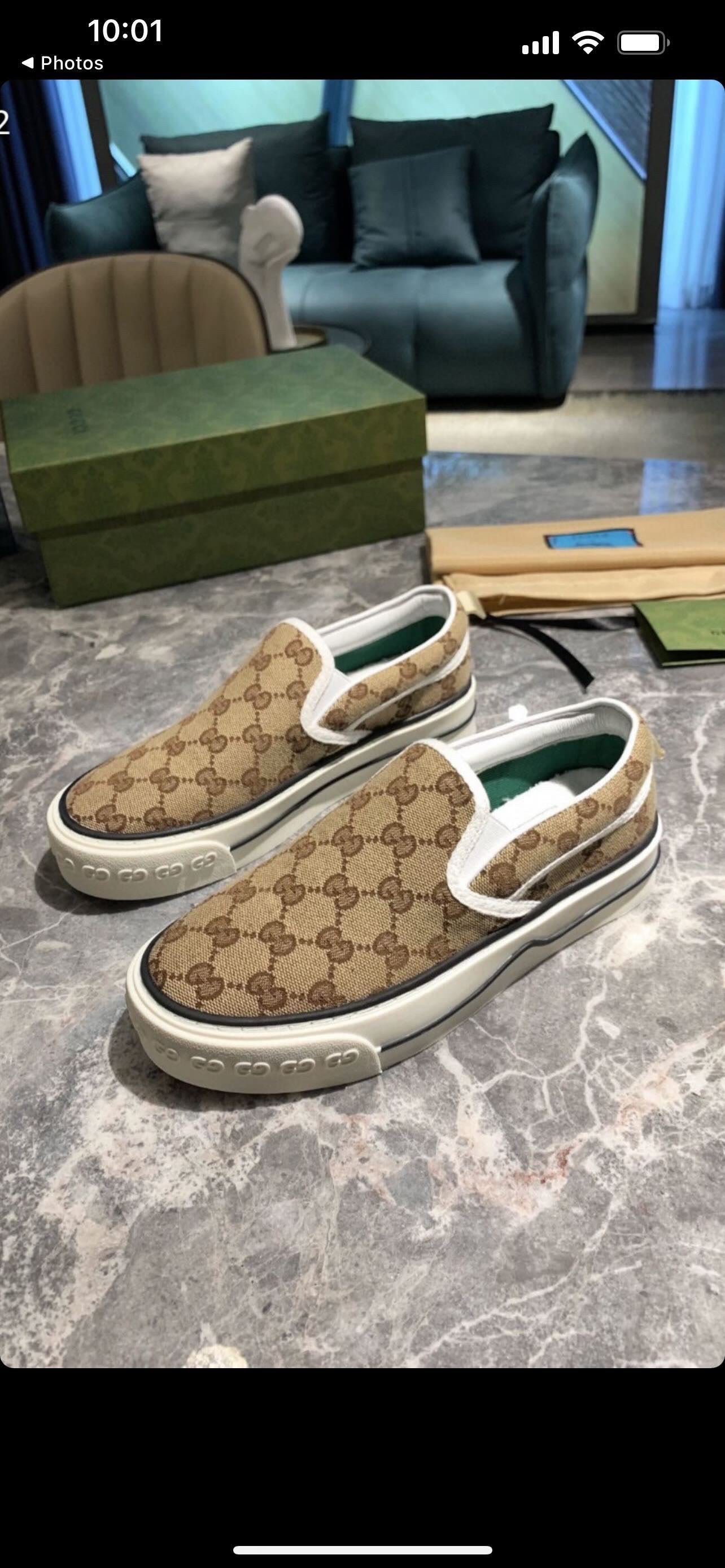 TOP GUCCI Tennis Slip On Sneakers 1977