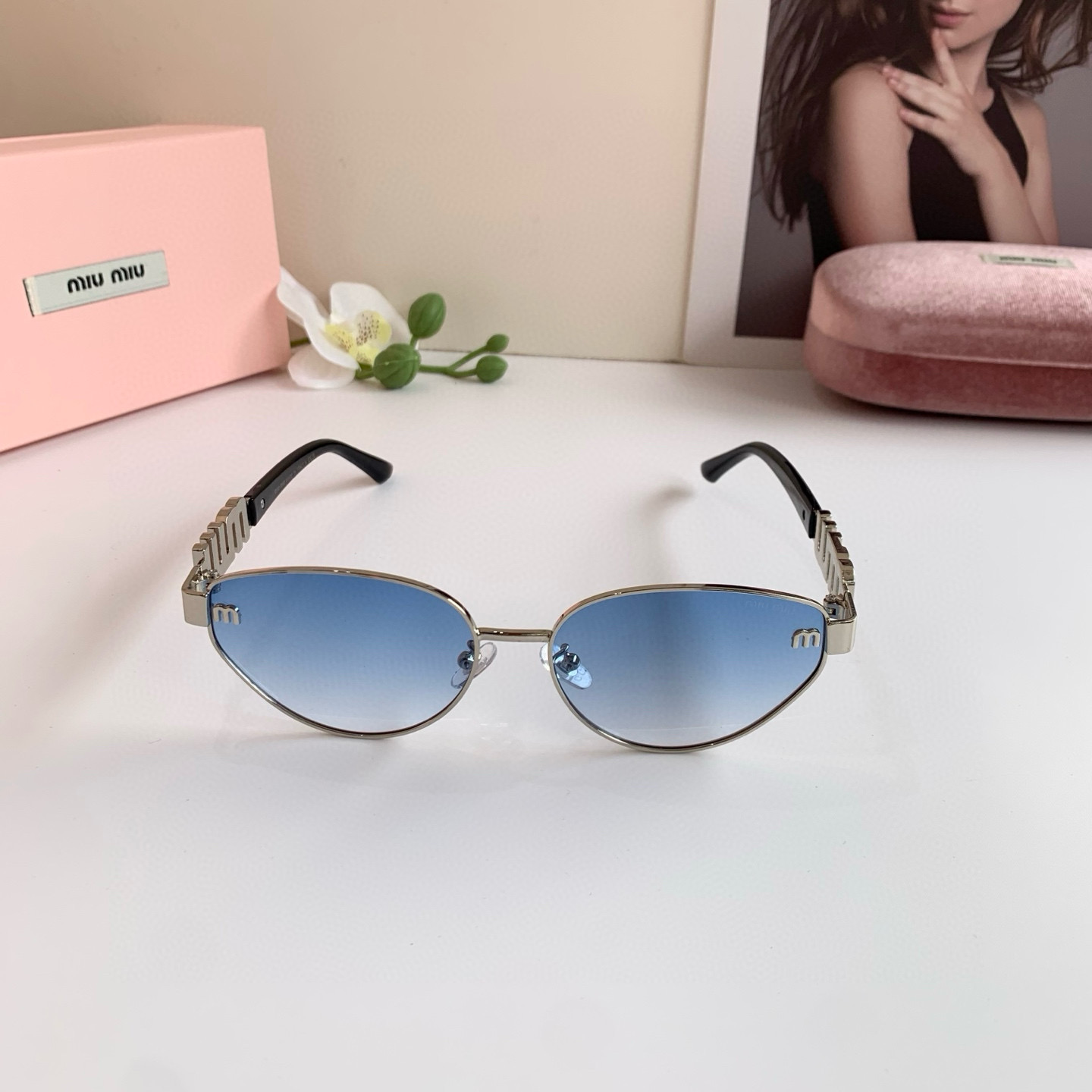 TOP Miu Miu Sunglasses - 2 Colors