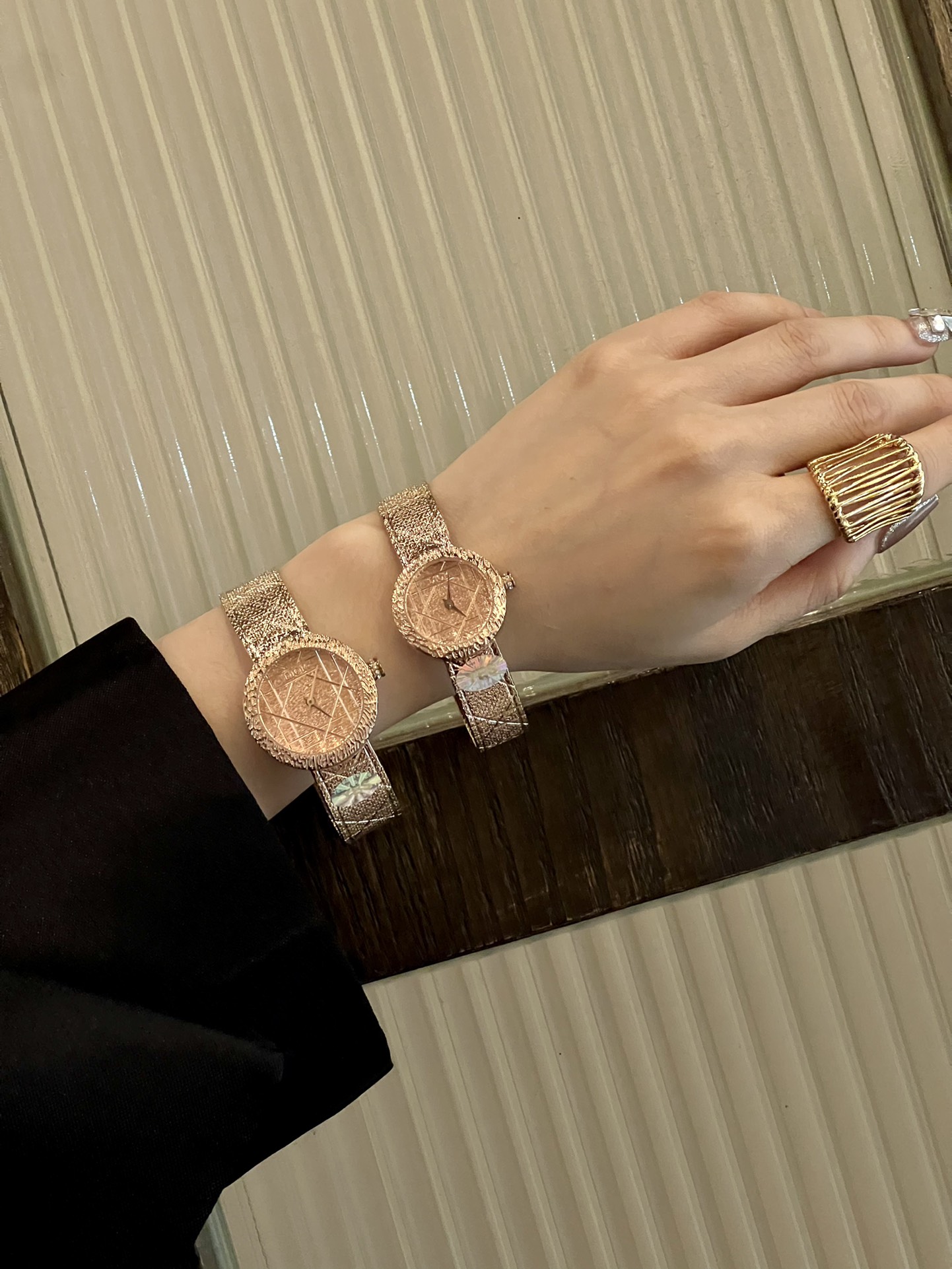 TOP Christian Dior LA D MY DIOR Series Watch - Gold