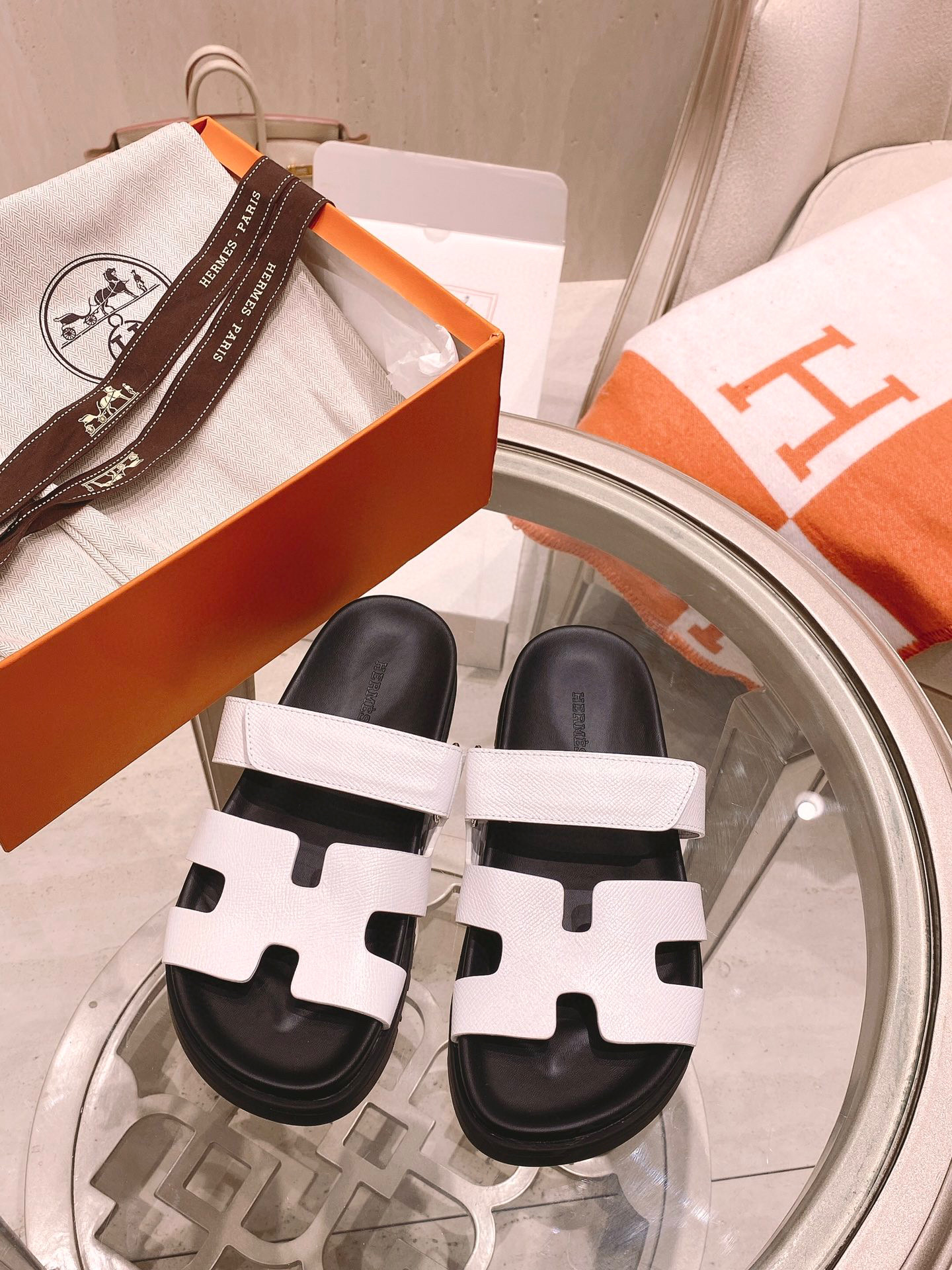 TOP HERMES Chypre Sandal - 13 Colours