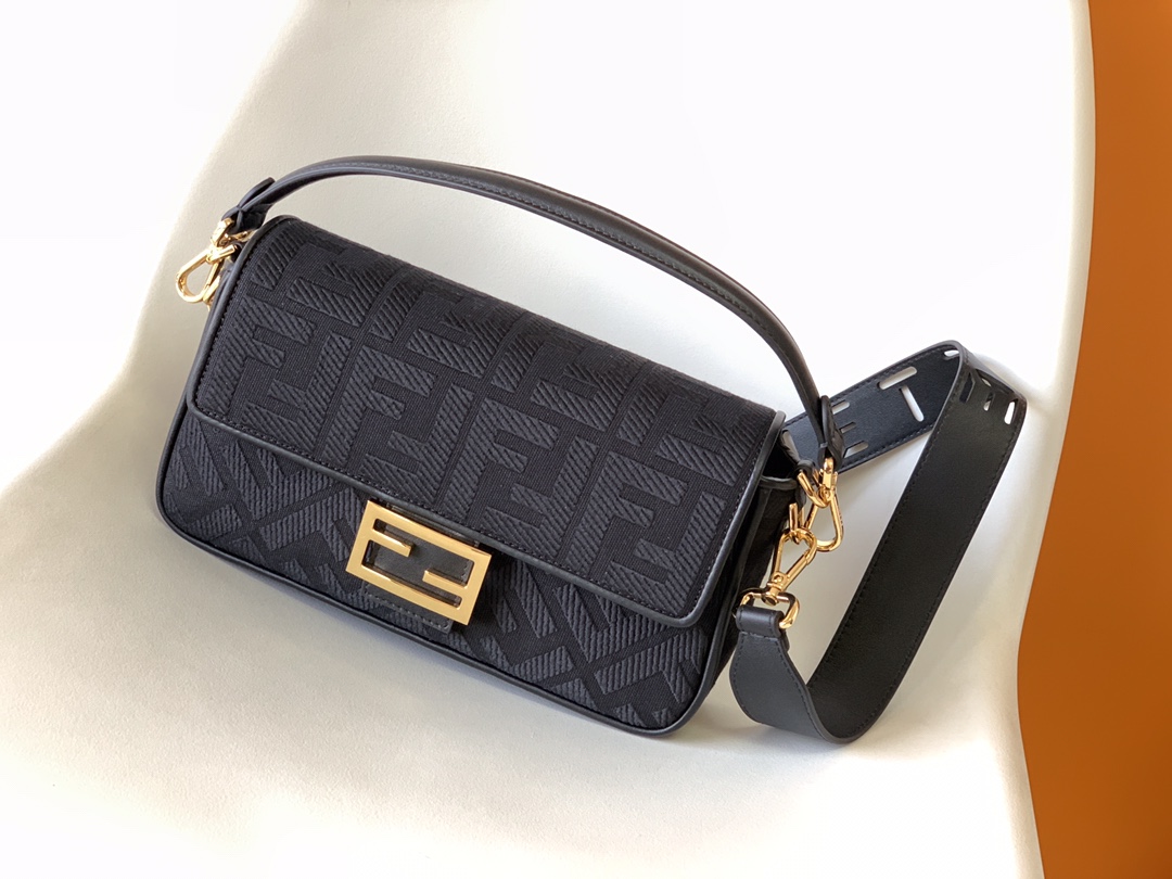 TOP FENDI FF Baguette Bag 27x6x15cm - All Black