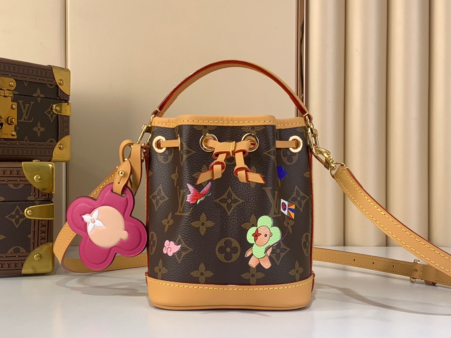 TOP Louis Vuitton LV NANO NOÉ Bag Monogram 16x13x10cm - Brown