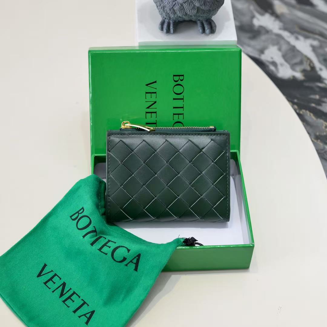 Bottega Veneta Intrecciato Small Bi-Fold Wallet (Replica)