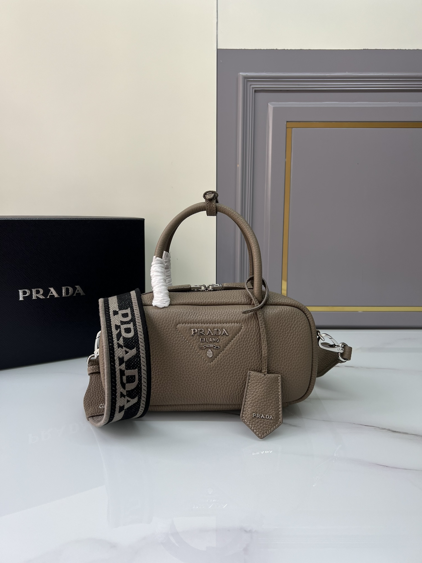 TOP PRADA Bag Deer Grain Cowhide with Lambskin Lining 24x12x8.5cm - 4 Color