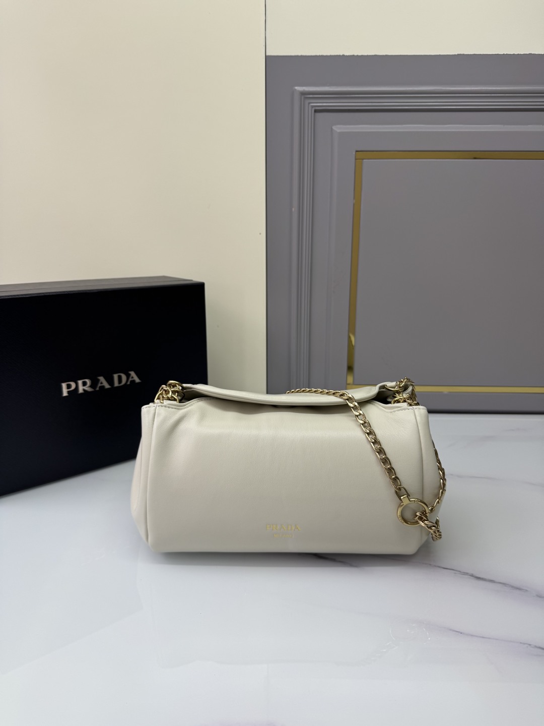 TOP PRADA Tumulte Bag Nappa Leather 24x13x13cm - 2 Color