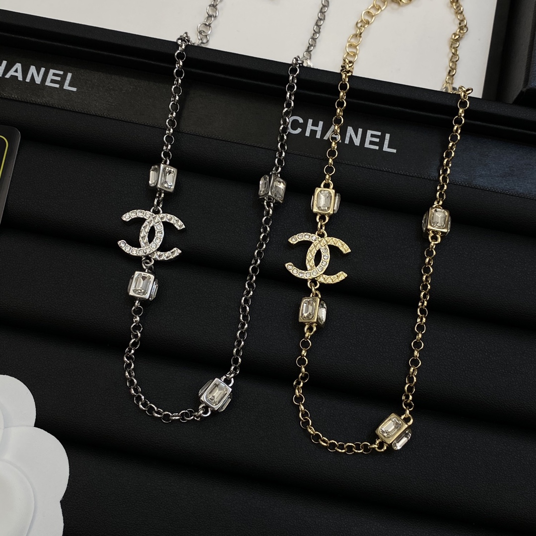 TOP CHANEL CC Necklace - 2 Color