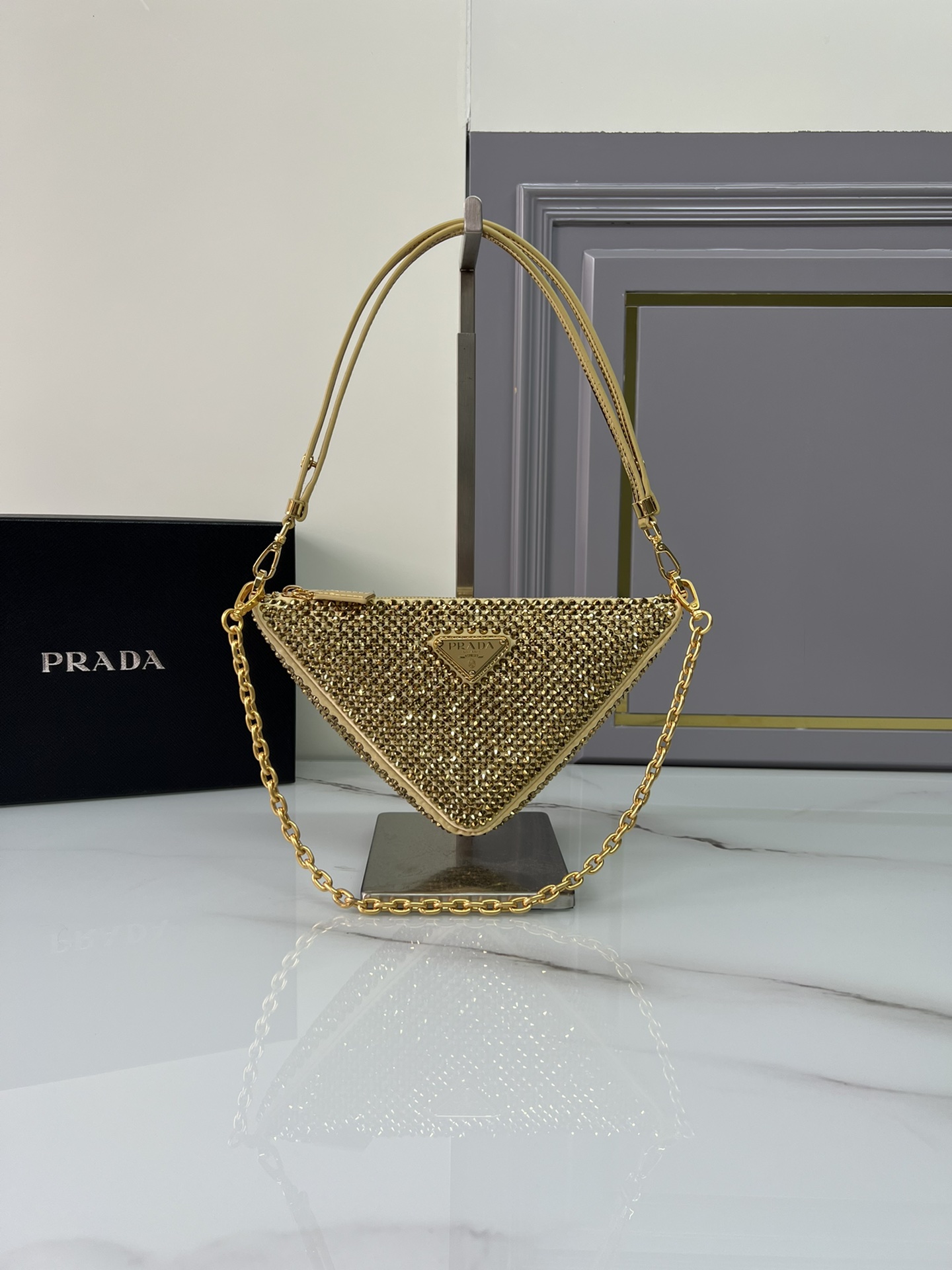 TOP PRADA Triangle Bag with Crystal Decoration Mini 26x15x6cm - Gold