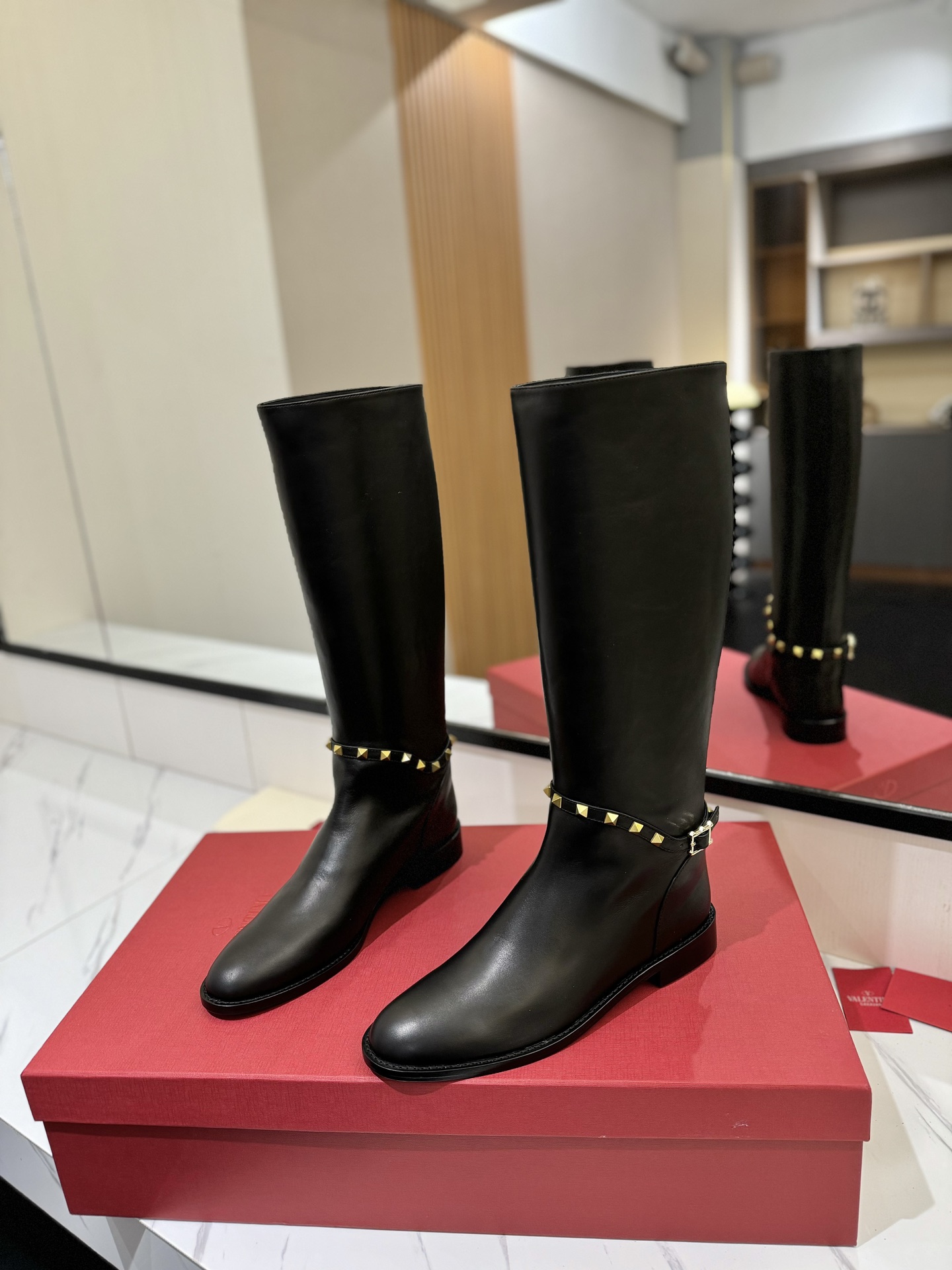 TOP VALENTINO GARAVANI Kelly Jumping Boots  - 2 Color