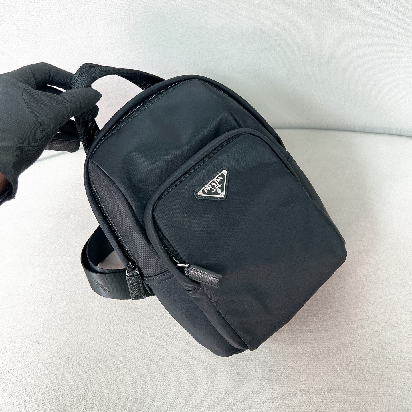 TOP PRADA Re-Nylon and Saffiano Leather Backpack 20x27x8cm - Black