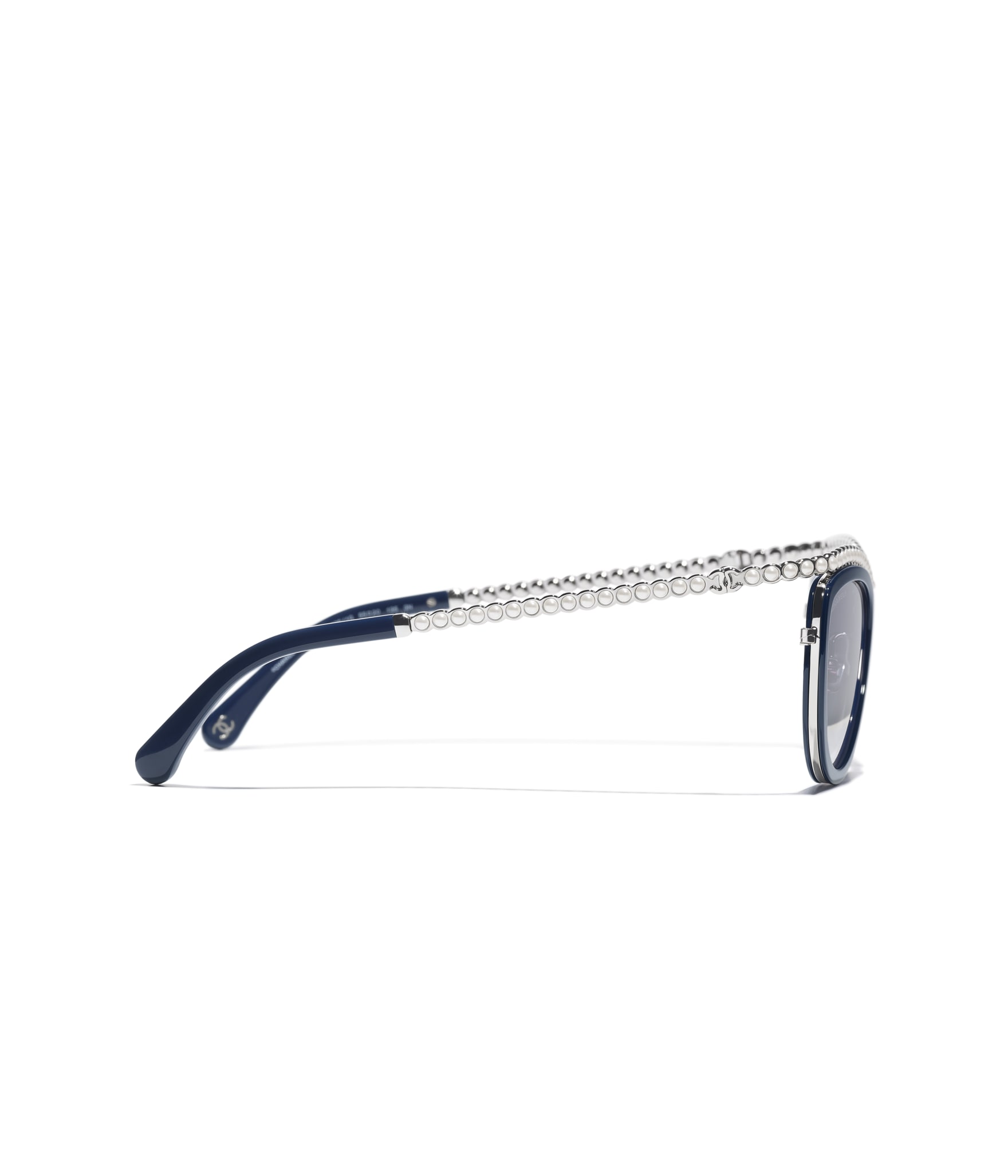 CHANEL Cat Eye Sunglasses A71775X08222S