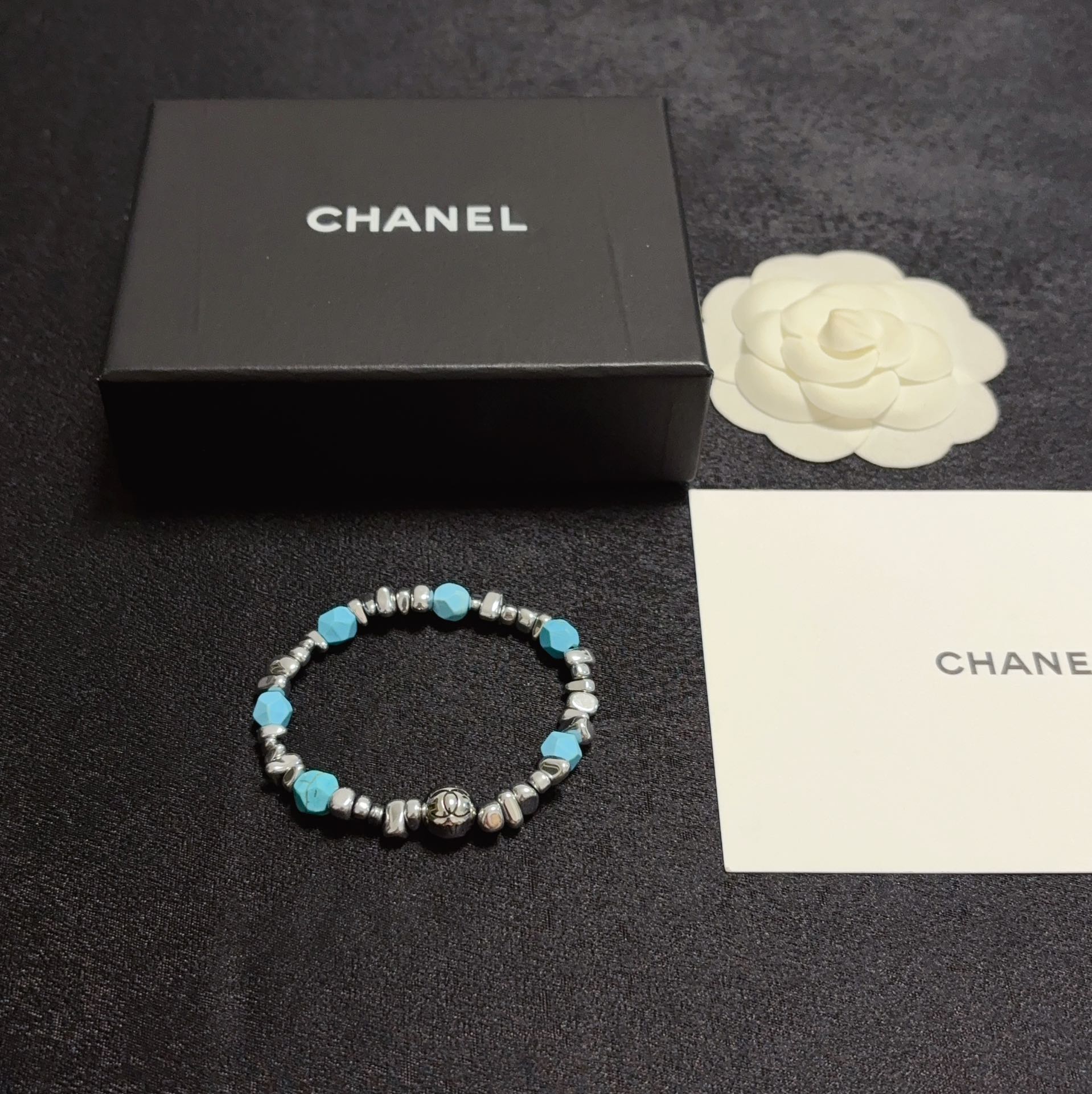 TOP CHANEL CC Turquoise Bracelet - Silver