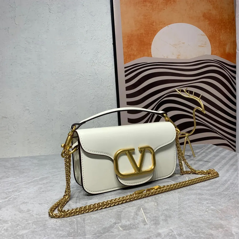 VALENTINO GARAVANI V Logo Baguette Shoulder Bag Ladies MINILOCO Calfskin Bag (Replica)