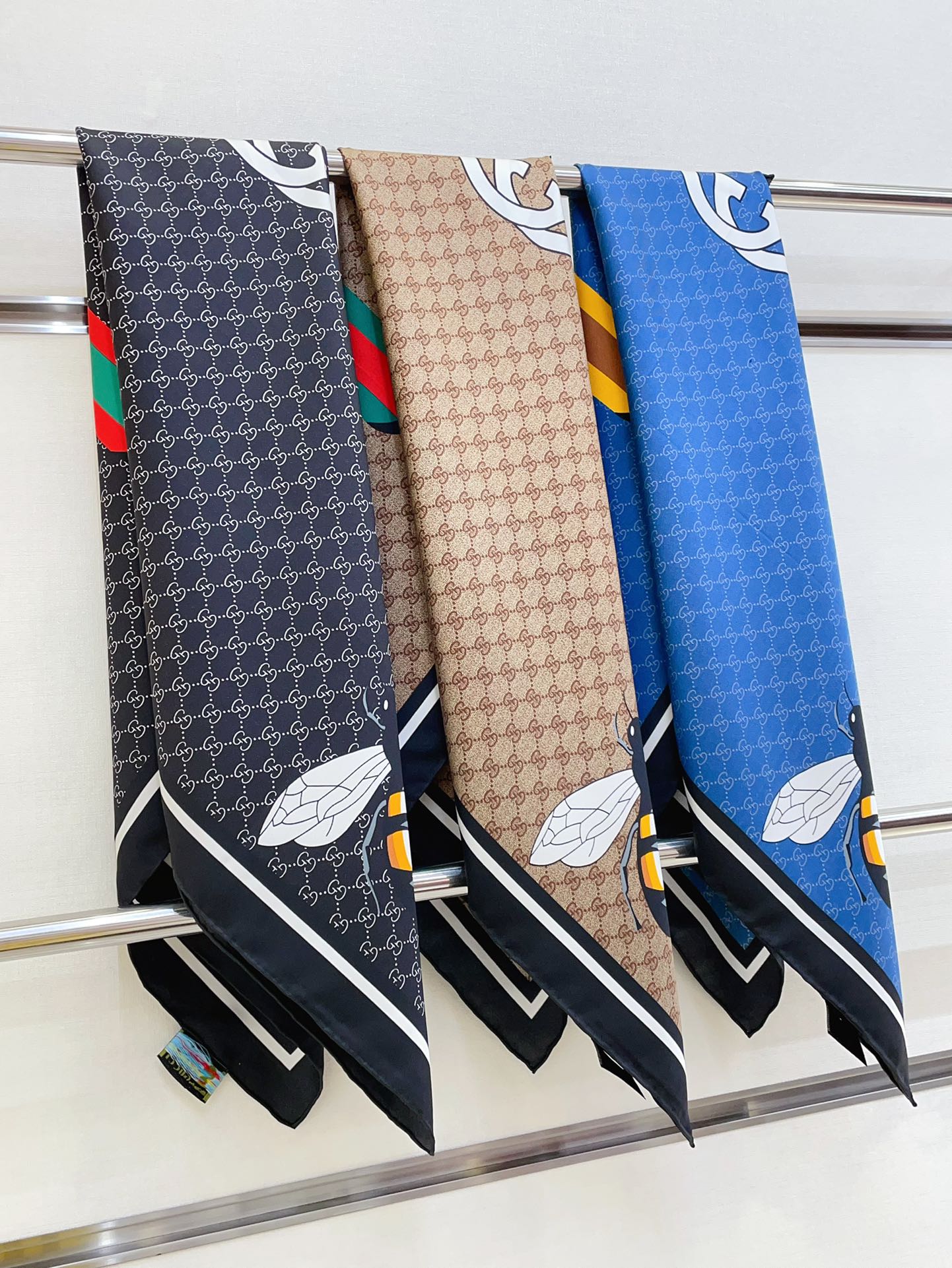 TOP GUCCI Silk Scarf 90×90 cm -3 Colors