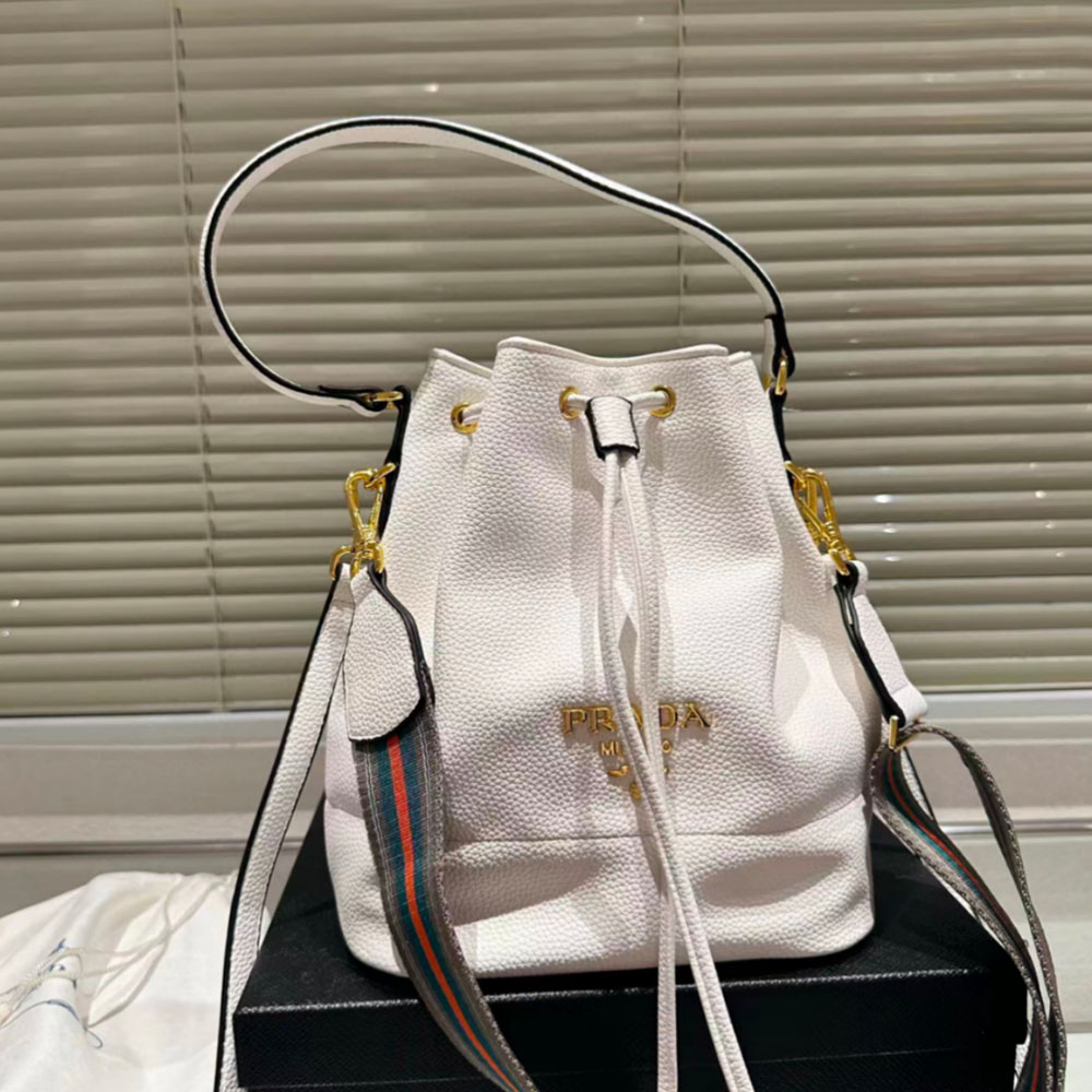 Prada Drawstring Cowhide Bag（Replica）